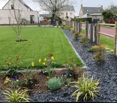 entretien espace vert Saint Viaud-5